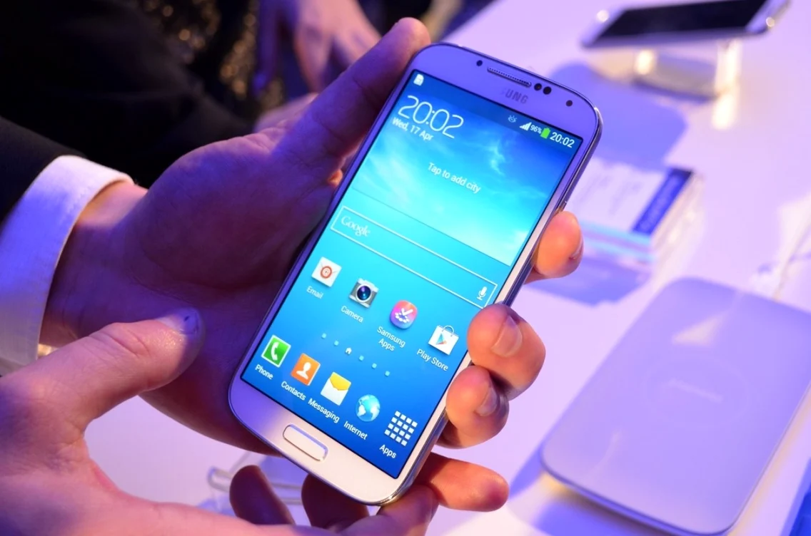 samsung galaxy S4 foto adevarul