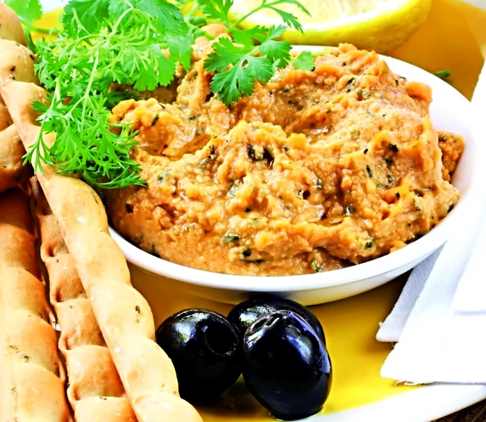 hummus masline jpeg