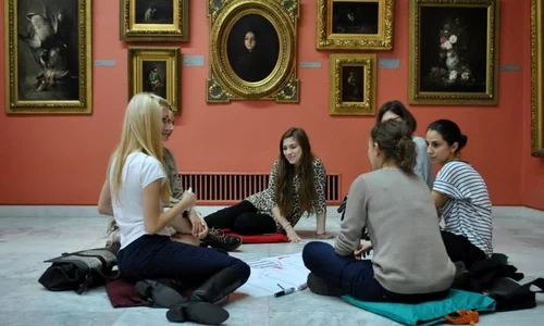 Consiliul Adolescenţilor: program de voluntariat  la Muzeul Naţional de Artă al României jpeg