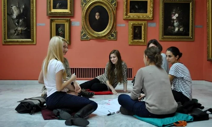 Consiliul Adolescenţilor: program de voluntariat  la Muzeul Naţional de Artă al României jpeg