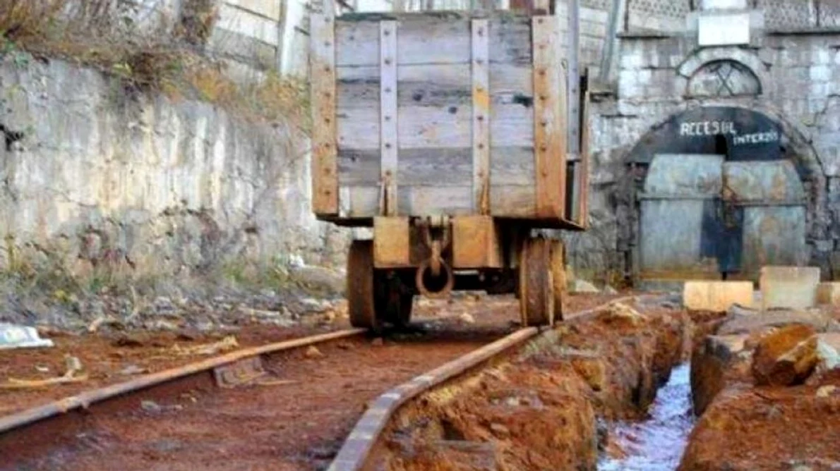 Cârciumile care stricau în anii '40 viaţa muncitorilor de la uzina care prelucra minereul de la Roşia Montană jpeg