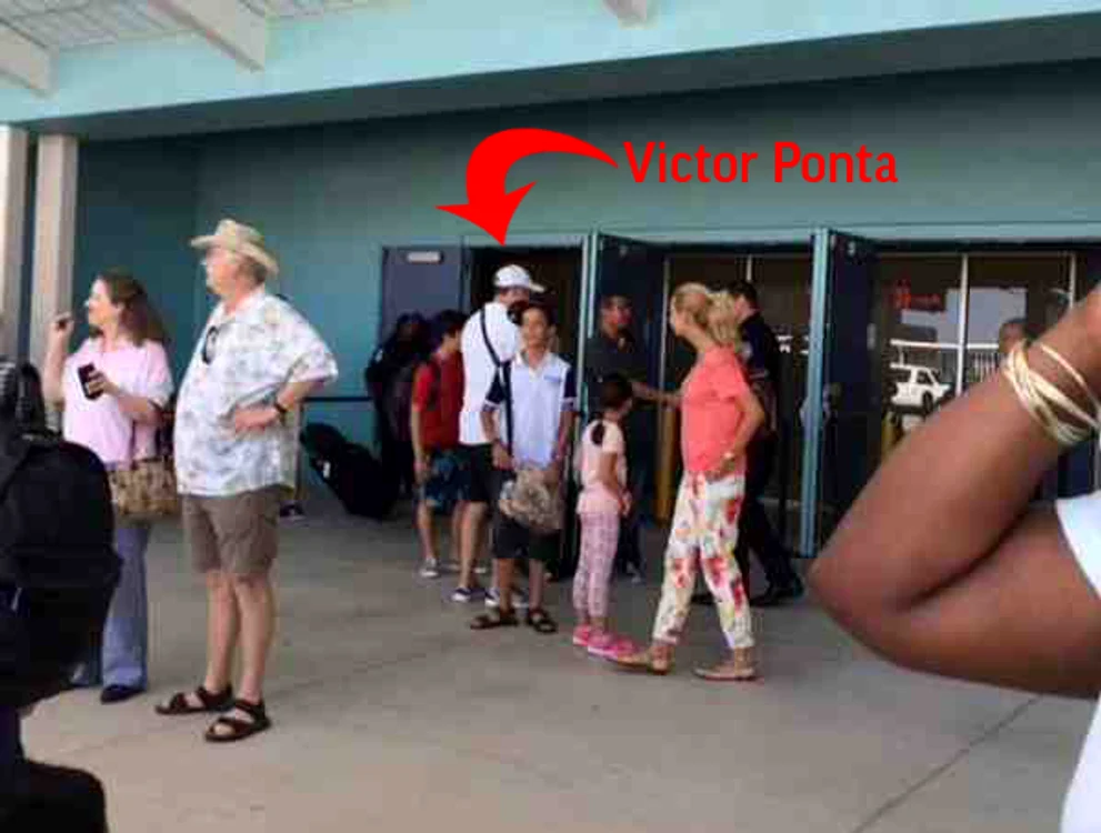 Victor Ponta ar fi debarcat de pe Oasis of the Seas în decursul zilei de sâmbătă, 8 augustFoto: Magda Bistriceanu/Facebook