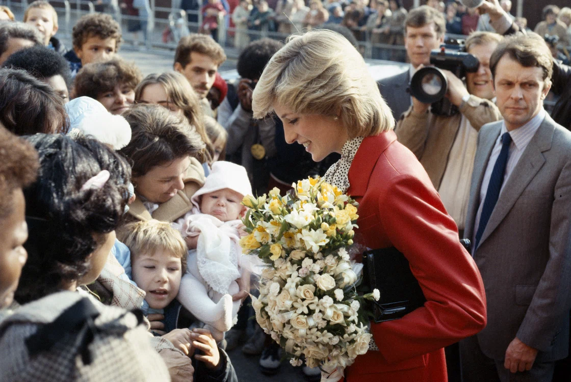 Chipul prinţesei Diana care a apărut înante de comemoararea morţii saleFoto: Arhiva personală