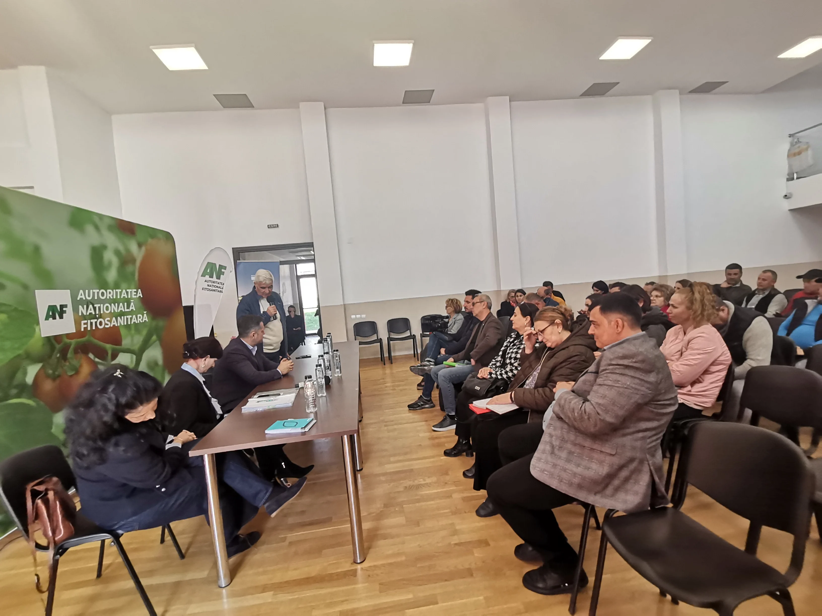 Amenzi uriașe pentru legumicultori în cazul depășirii nivelului de pesticide. „Comisia Europeană ne va urmări să vadă cum implementăm”