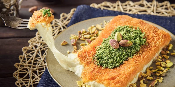 Kunafa Kunefe Foto Shutterstock jpeg