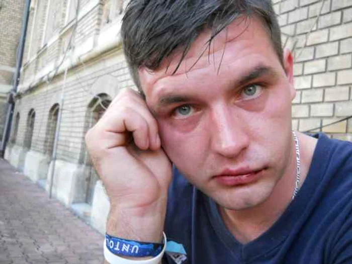 Tânărul se pare că era în stare avansată de ebrietate