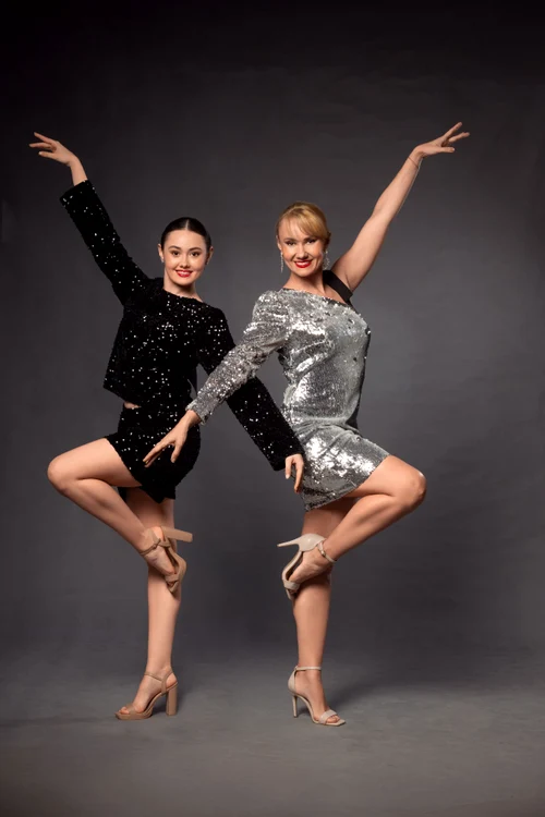 Oana Ioniță și fiica sa Isabel foto OK Magazine (1) jpg