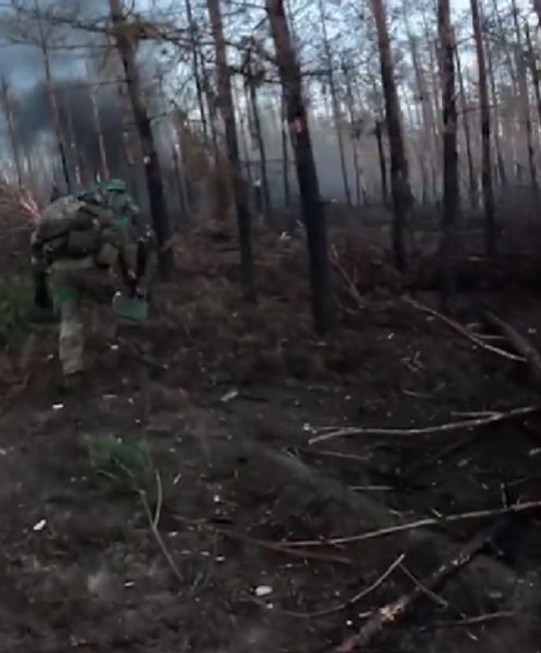 Misiune de succes a Brigăzii Azov pe frontul de est. Forțele ucrainene îi elimină pe ruși cu „cea mai periculoasă armă” VIDEO