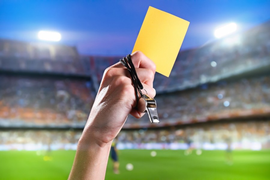 A încasat cartonaș galben, ca să-și îmbogățească familia. Fraudă la un important club din fotbalul brazilian