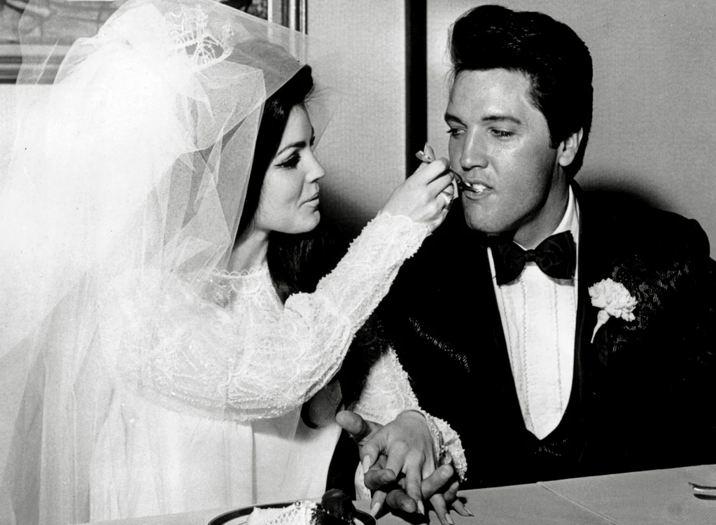2 elvis profimedia 0141625556 jpg jpeg