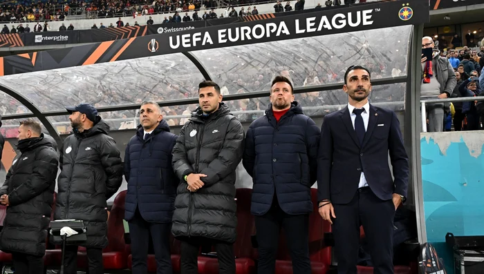 Nu e loc pentru Luțu pe banca FCSB-ului. Antrenorii care au adus titlul n-au de gând să plece