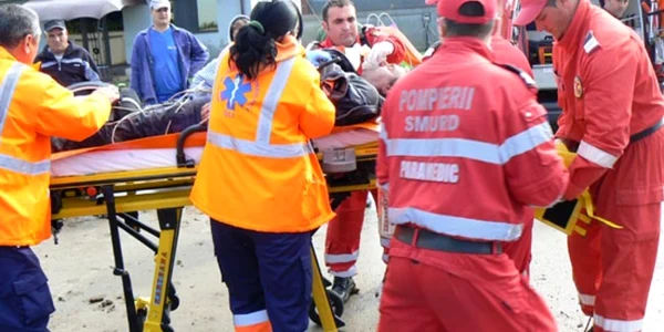Bărbatul a fost readus la viață de salvatori doar după efectuarea manevrelor de resuscitare