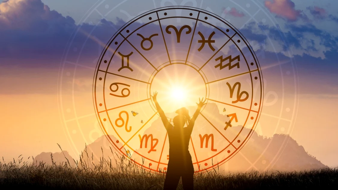Cele 4 zodii din horoscop care își schimbă destinul în mai 2024 / foto: Shutterstock