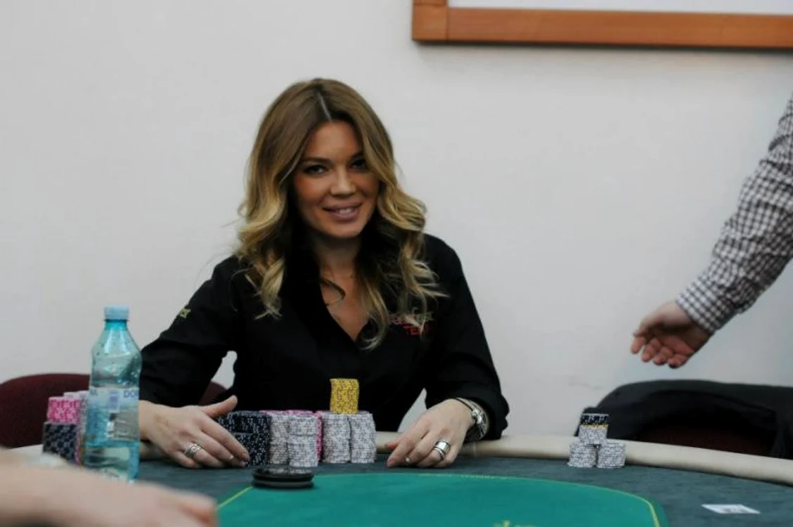 Gina Pistol