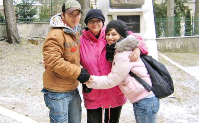 Marian, Stela şi Alexandra, în excursie Fotografii: Arhivă Personală