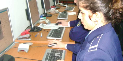 Angajaţii Poliţiei Rutiere au monitorizat doar o lună radarele fixe din Neamţ