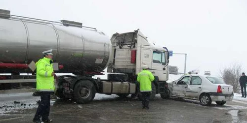 Circulatia in zona a fost restrictionata timp de mai bine de jumatate de ora