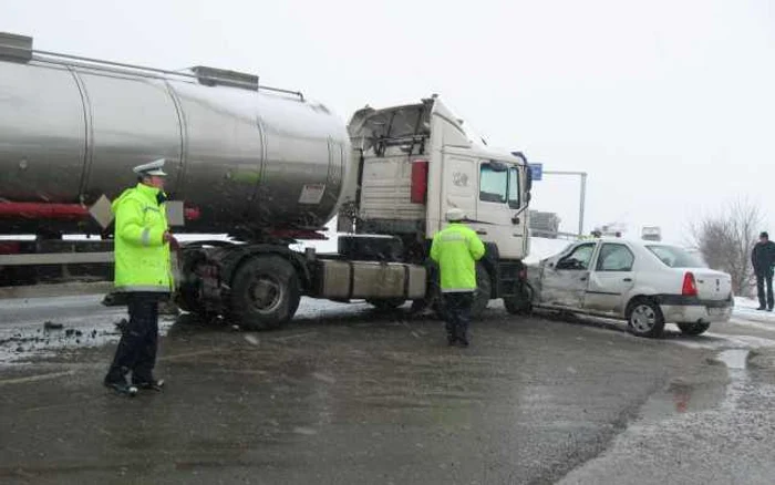 Circulatia in zona a fost restrictionata timp de mai bine de jumatate de ora