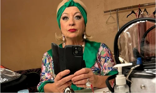 adriana trandafir jpg