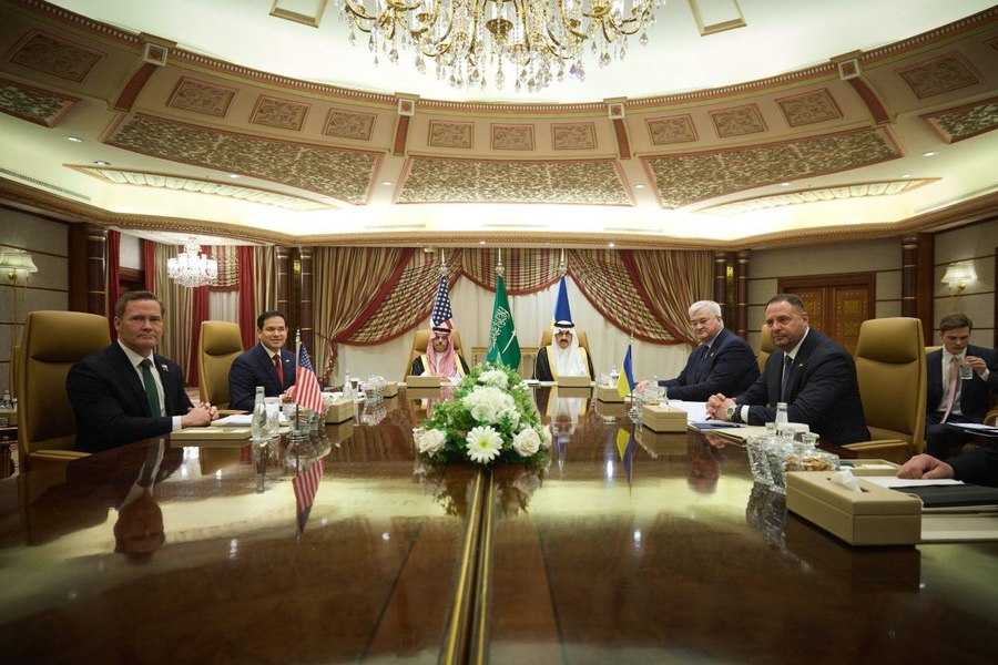 Au început negocierile între Ucraina și SUA în Arabia Saudită. Semnarea unui acord privind resursele de minereuri nu face parte din agenda reuniunii