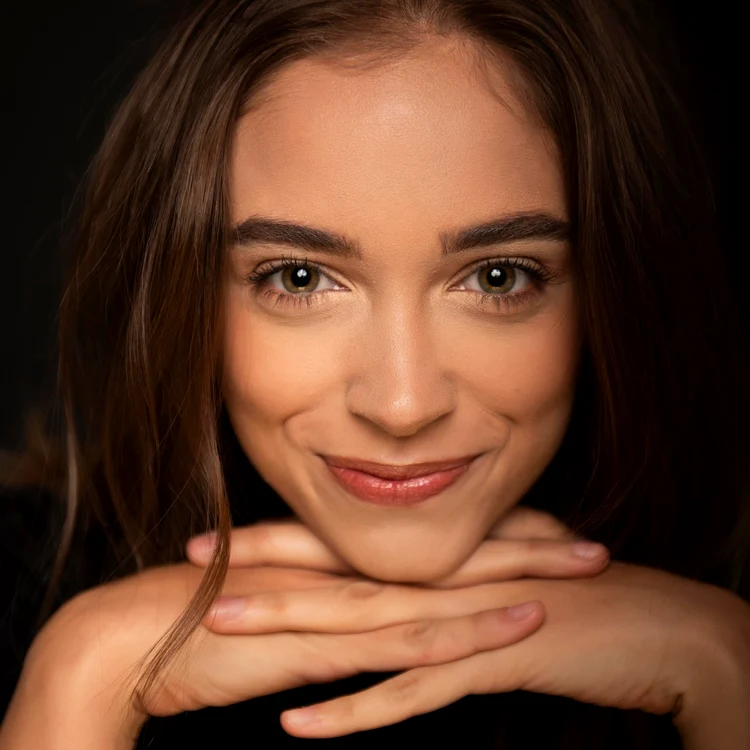 Teona Stavarachi va juca în „Groapa”