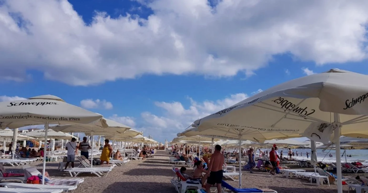Vacanţele pe litoralul românesc şi le permit mai mult bugetarii FOTO: M.I.