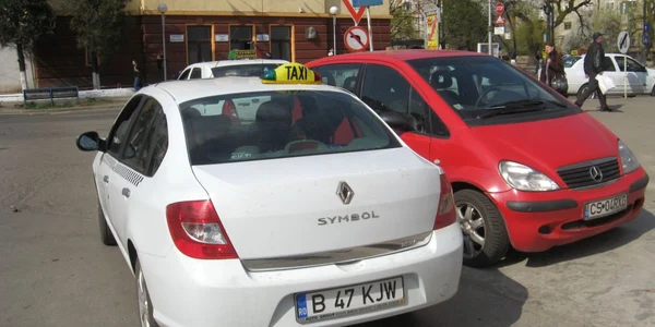 Instructorii şi-au achiziţionat softurile impuse de lege