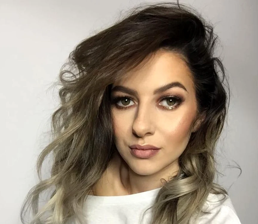 Lidia Buble (22 de ani) a slăbit foarte mult în ultima perioadăfoto: Arhiva Personală