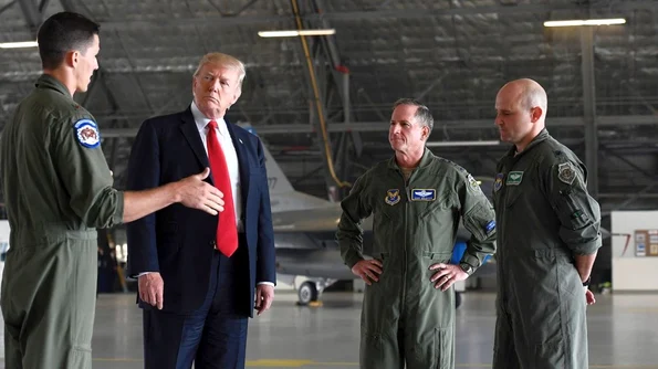 Donald Trump a ordonat înființarea unei armate spațiale jpeg