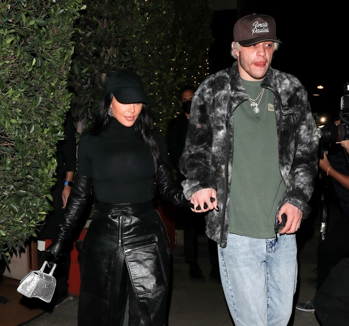 Kim Kardashian, 41 de ani, se iubeşte cu Pete Davidson, de 28 de ani. Foto: Profimedia