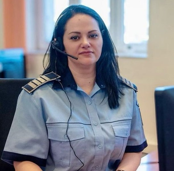 Caz dramatic în București. O tânără în pragul sinuciderii a fost salvată de dispecera Poliției 