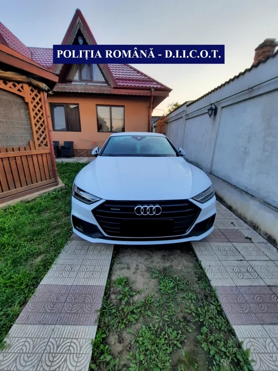 Poliţiştii călărăşeni au confiscat două maşini de lux FOTO IPJ Călăraşi