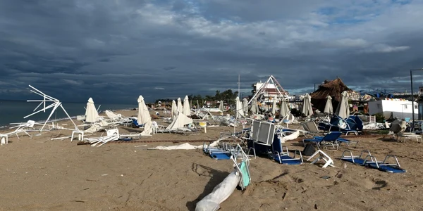 Furtuni puternice în Grecia FOTO AFP  Sakis Mitrolidis