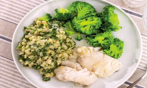 file de cod cu orz si broccoli jpg