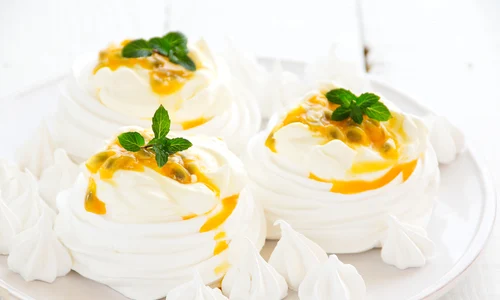 1 pavlova fructul pasiunii shutterstock 244162267 jpg jpeg