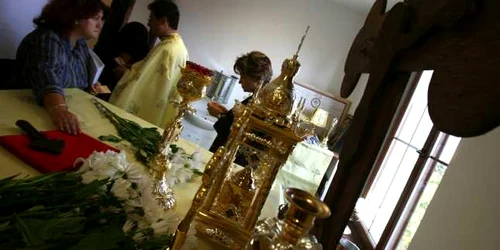 biserica cruce FOTO  adevarul