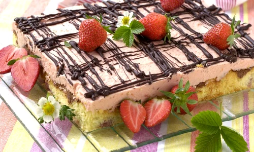 Fancy Cakes with Strawberry Cream jpeg