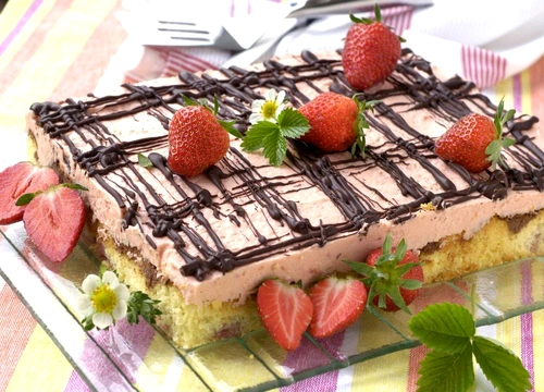 Fancy Cakes with Strawberry Cream jpeg