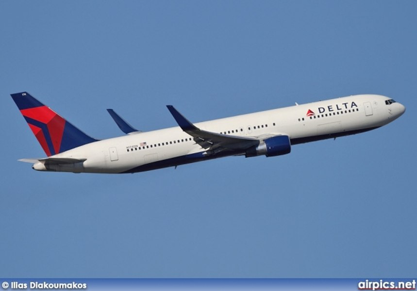 Calvarul unei adolescente la bordul unui zbor Delta Air. Ce i-a făcut un bărbat lângă care călătorea