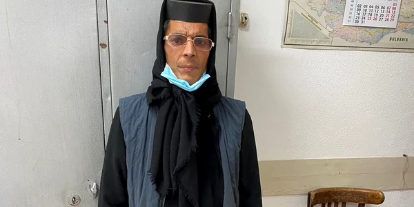 S a deghizat în maicuță Foto Adevărul jfif