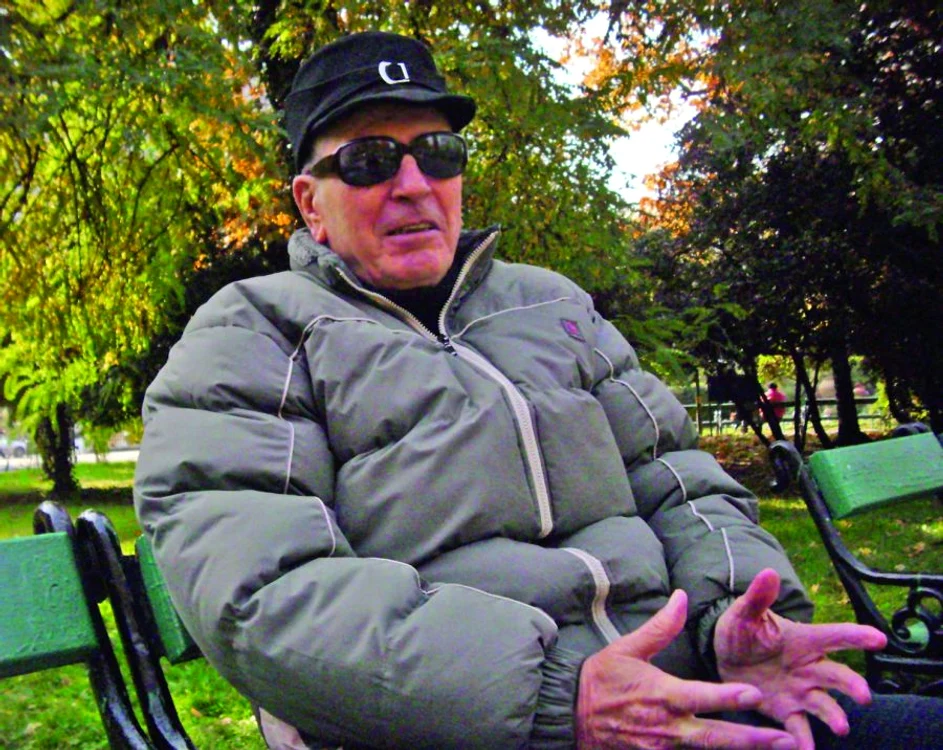 
    Gheorghe Constantin a fost de trei ori  golgheterul României  