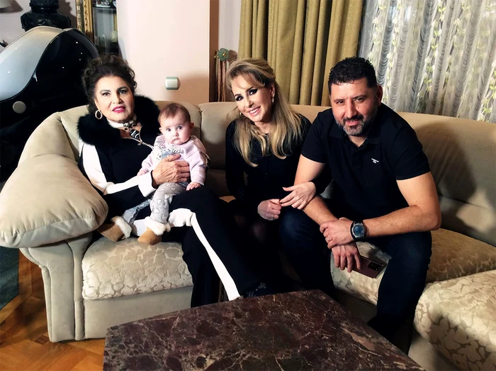 Fiica Irinuca i-a dăruit o nepoțică superbă