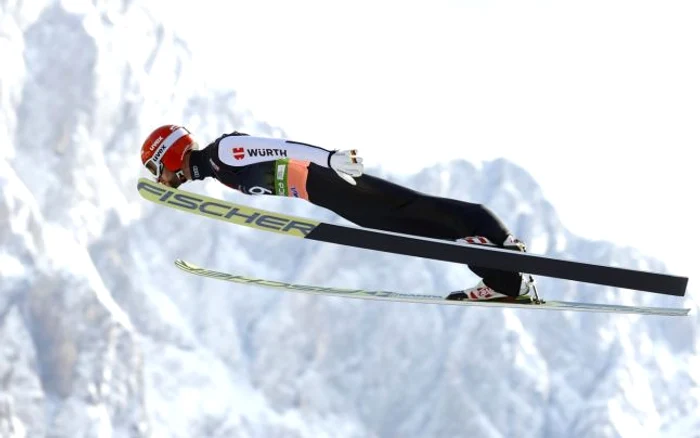 Imaginea Zilei / Markus Eisenbichler din Germania concurează în cursa individuală Ski Flying HS240 din finala FIS Ski Jumping World Cup în Planica Slovenia FOTO EPA – EFE / Antonio Bat / 24 mar 2019