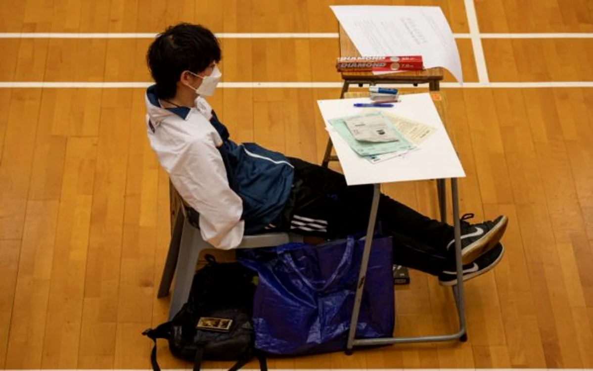 Elevi dau examenul de bacalaureat în Hong Kong China FOTO Guliver / Getty Images / Jerome Favre