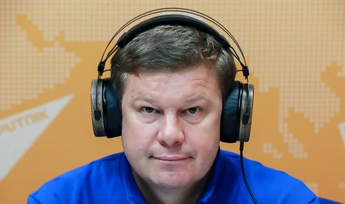 Jurnalistul Dmitry Guberniev a criticat vehement planul rușilor de a părăsi zona europeană.