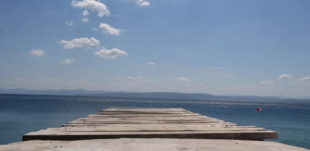 V Grčiji med počitnicami umrl romunski turist