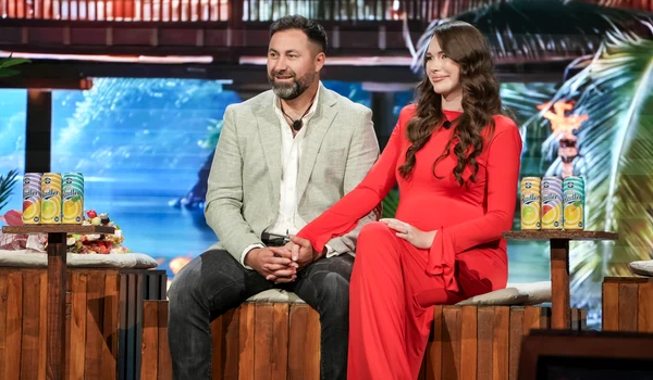 Iustina și Cornel de la Insula Iubirii   FOTO Antena 1 jpg