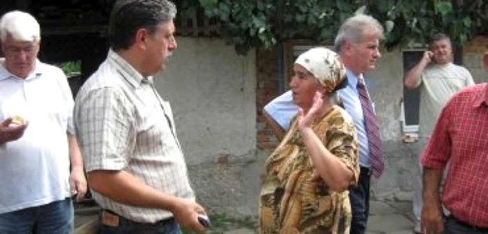 Râmnicu Vâlcea: Ocnele Mari/ Negociatorii nu s-au înţeles cu o familie