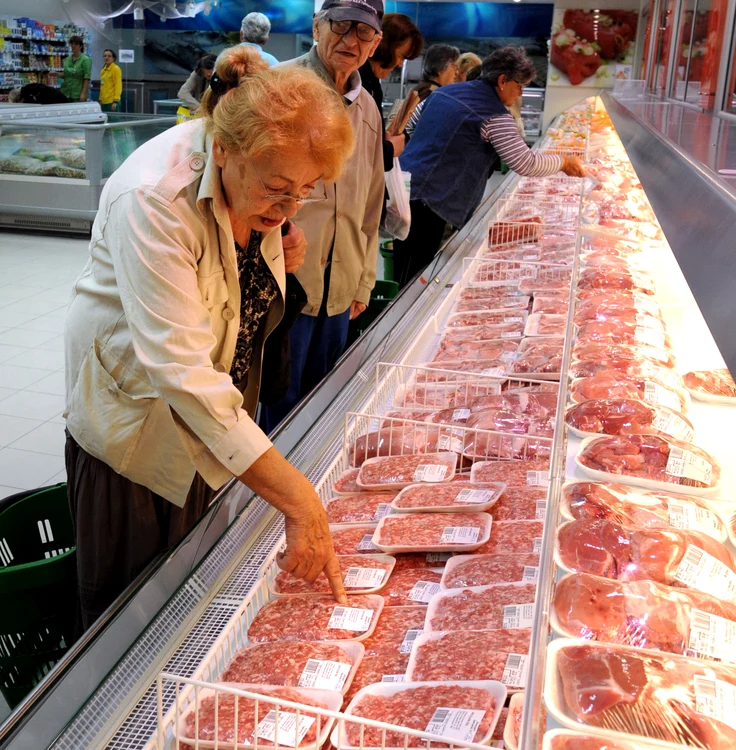
    Ioan Ladoşi este  preşedintele Asociaţiei  Producătorilor  de Carne de Porc  