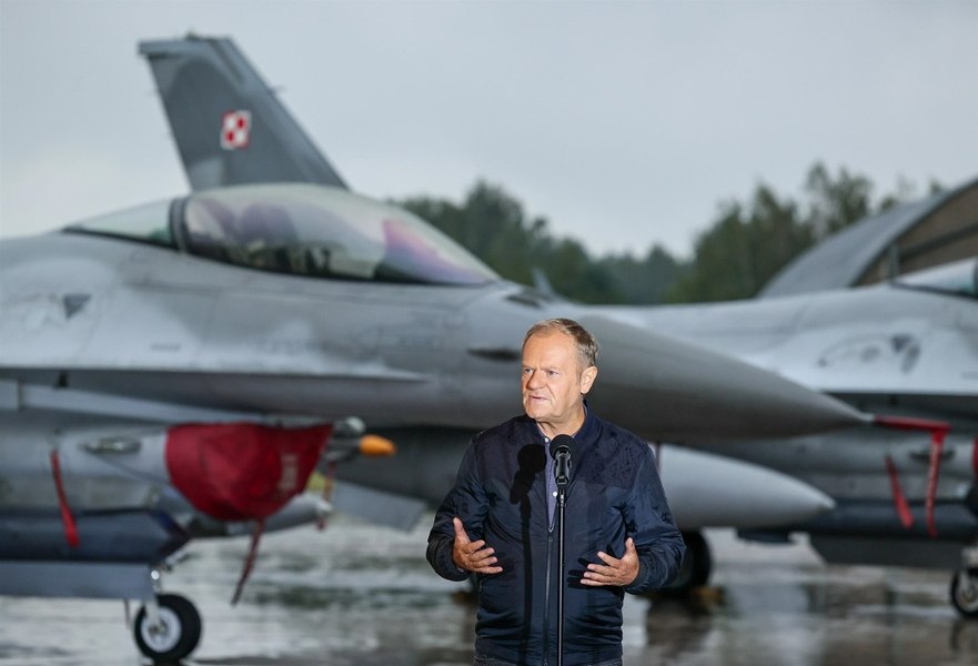 Alertă la graniţa Poloniei cu Ucraina. Tusk anunță că a fost dejucată o ameninţare directă din partea Rusiei: „Ne aşteptăm la acţiuni similare în alte ţări”